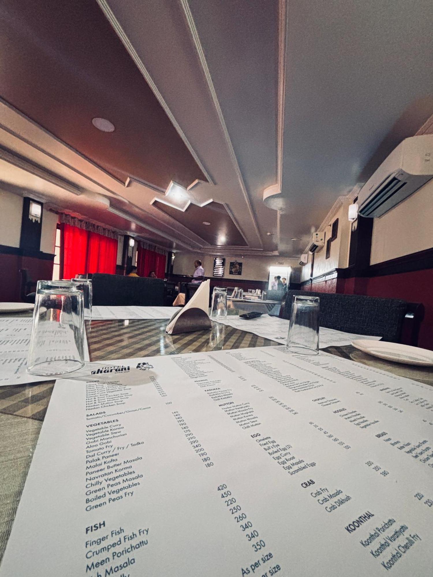 Maharani Hotel Кожикод Екстериор снимка